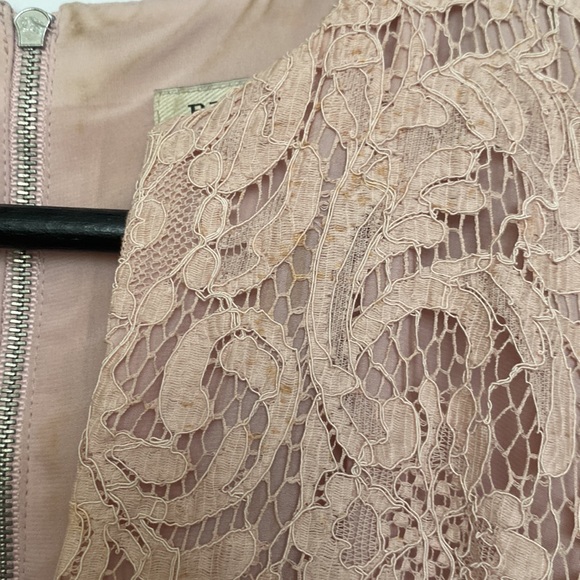 Burberry Lace Cocktail Dress. Size 8 US - Picture 4 of 10